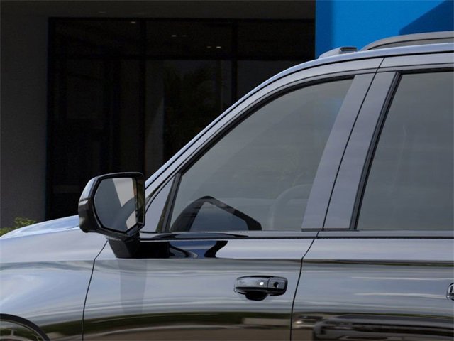 New 2026 Chevrolet Suburban RST image 13