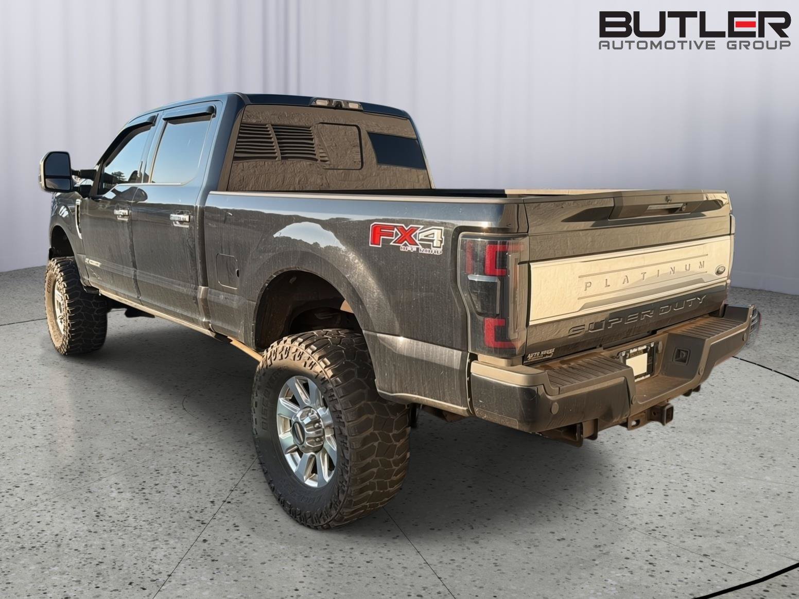 Used 2019 Ford F350 Platinum w/ Platinum Ultimate Package AWD/4WD image 8