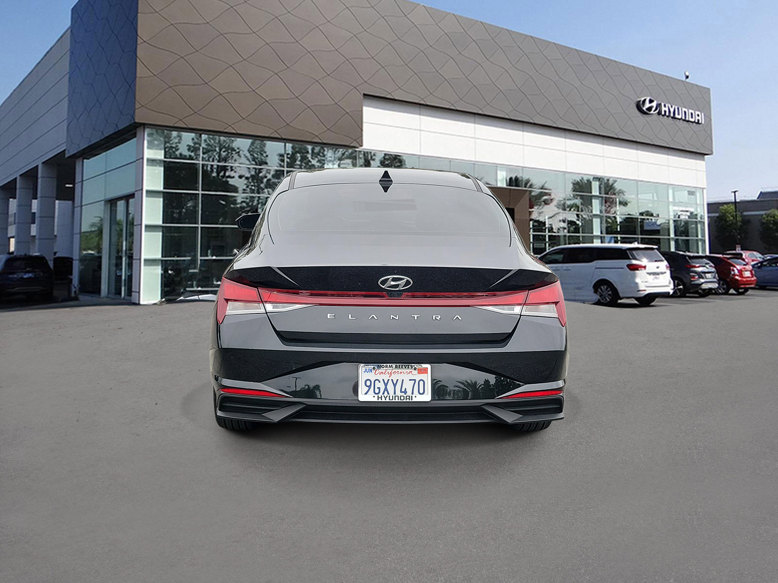 Certified 2023 Hyundai Elantra SEL w/ Convenience Package FWD image 4