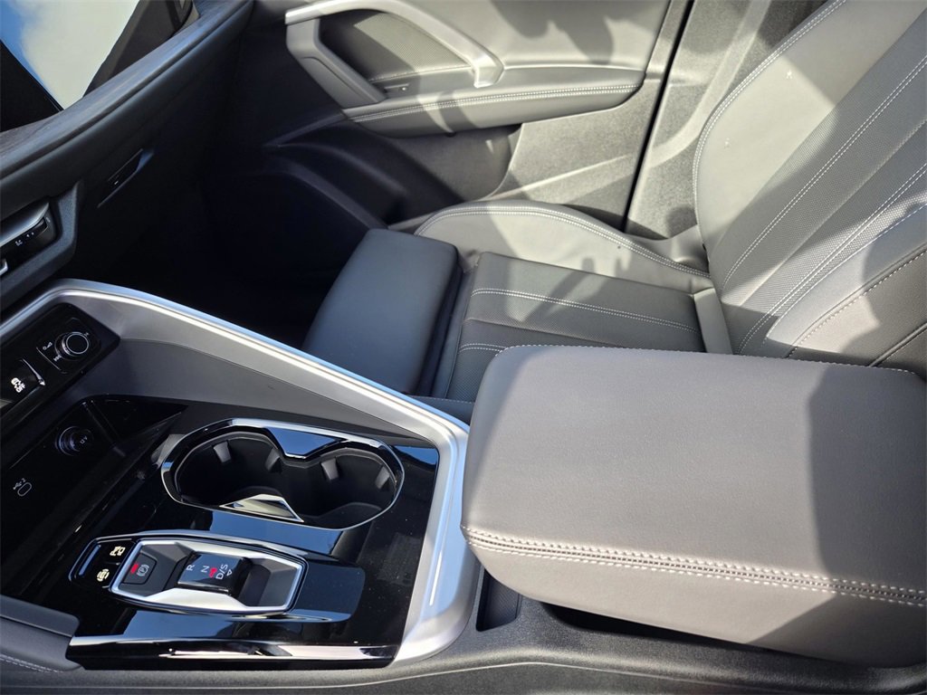 New 2025 Audi Q5 2.0T Premium Plus image 24