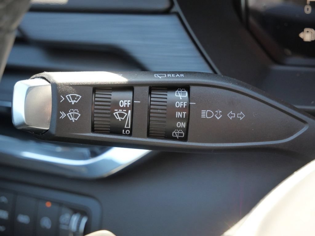 New 2026 GMC Acadia Elevation w/ Elevation Premium Package AWD/4WD image 60