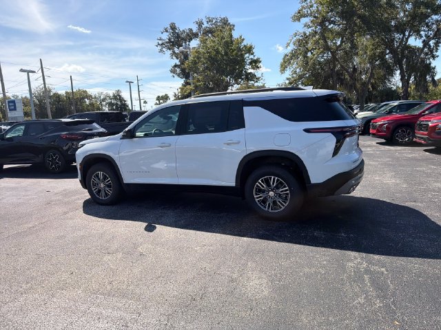 New 2027 Chevrolet Traverse LT w/ LPO, Floor Liner Package FWD image 6