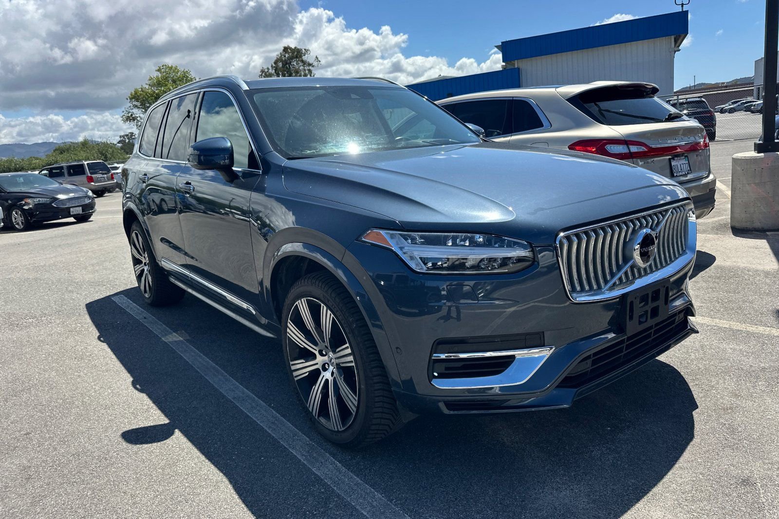 Used 2022 Volvo XC90 T8 Inscription w/ Advanced Package