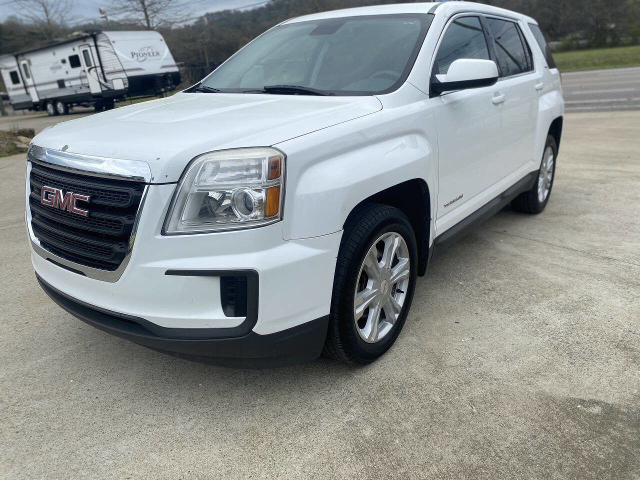 Used 2017 GMC Terrain SLE