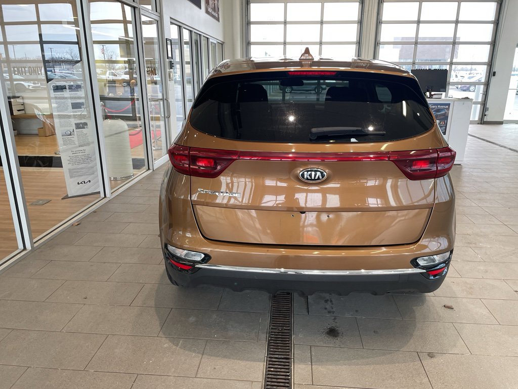 Used 2021 Kia Sportage LX image 5