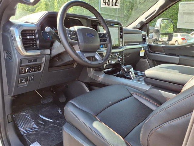 New 2025 Ford F150 Lariat w/ Equipment Group 502A High image 10