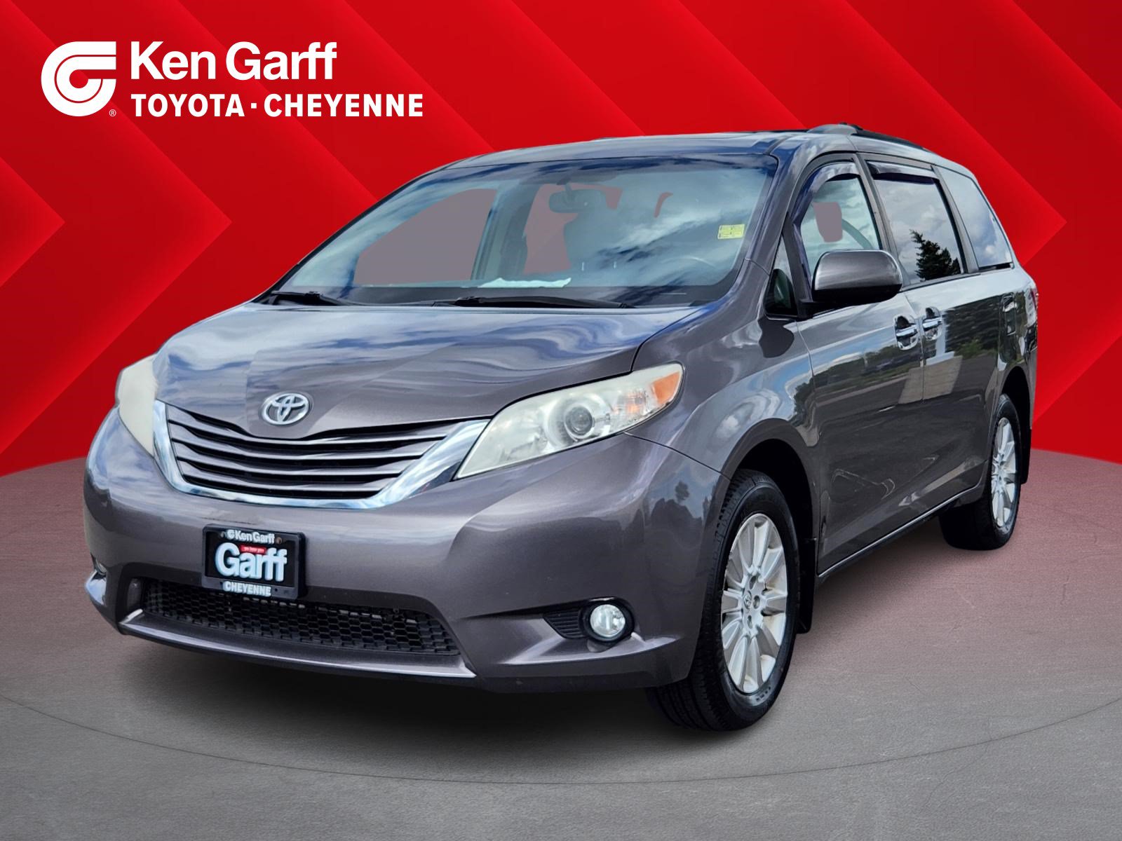 Used 2016 Toyota Sienna XLE Premium AWD/4WD image 1