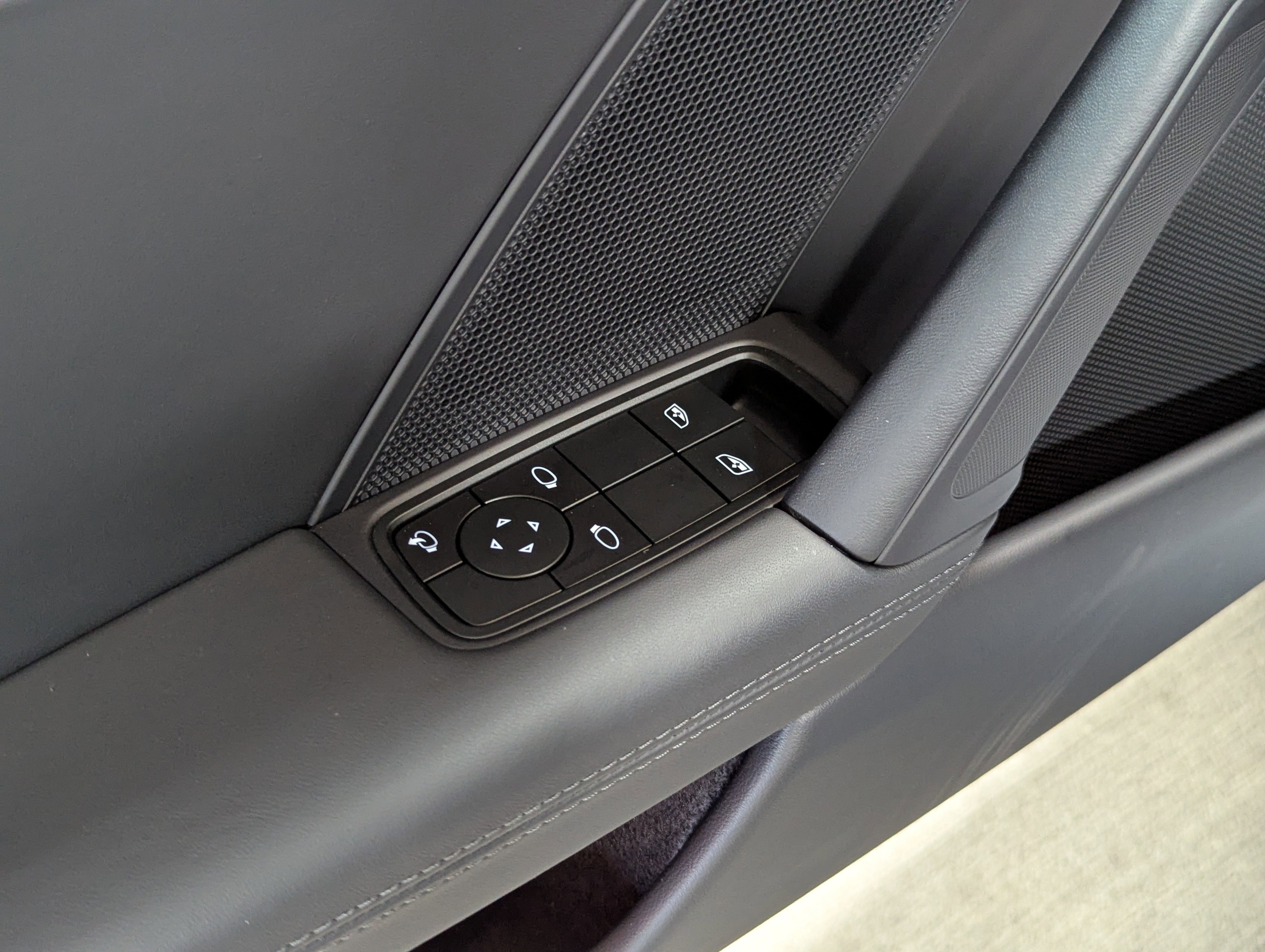 Certified 2025 Porsche 911 Carrera S image 21