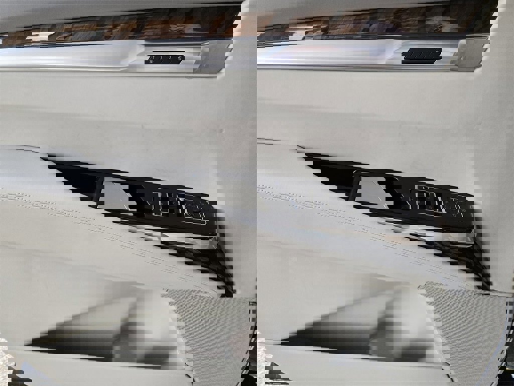 New 2026 Cadillac Escalade Platinum Luxury image 26