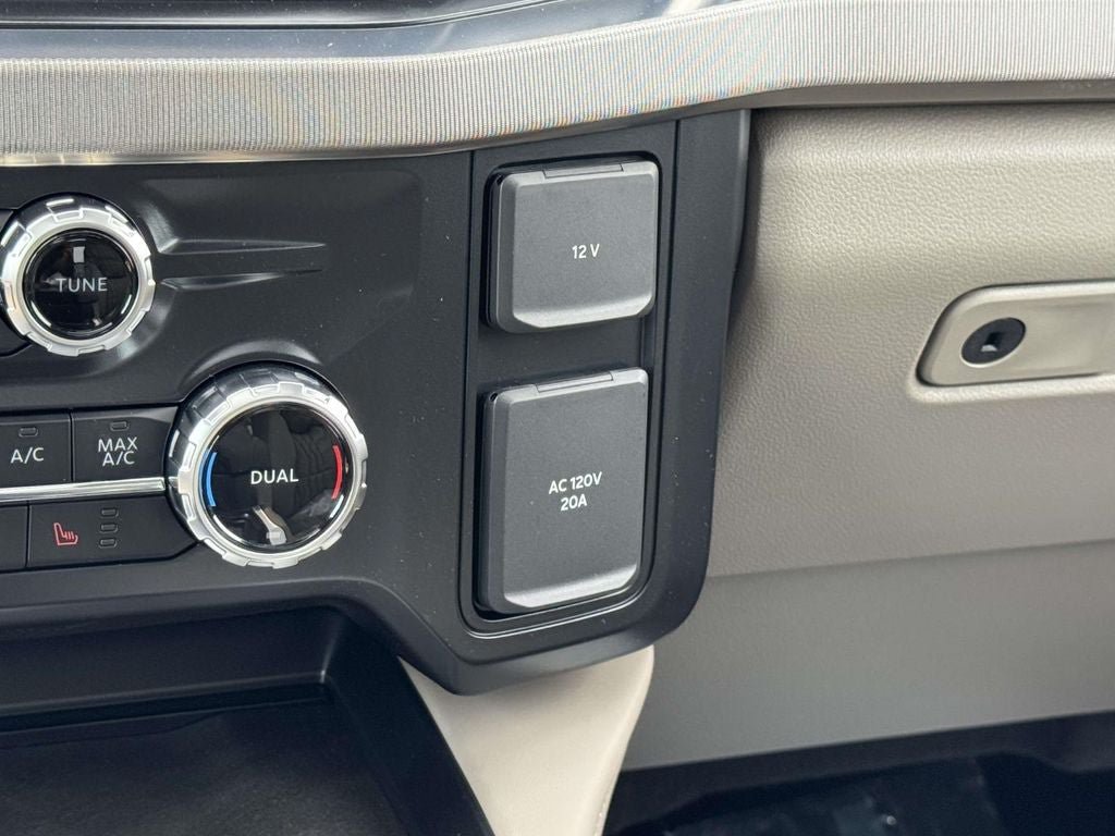 New 2026 Ford F350 Platinum w/ Platinum Plus Package AWD/4WD image 15