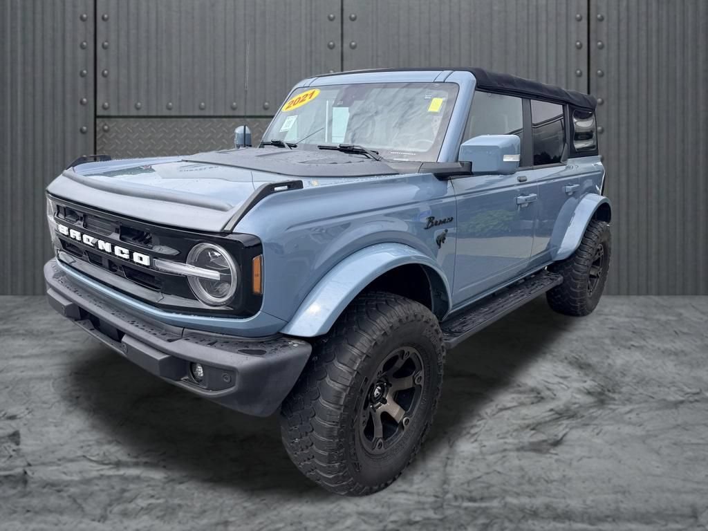 Used 2021 Ford Bronco Outer Banks w/ Sasquatch Package AWD/4WD image 7