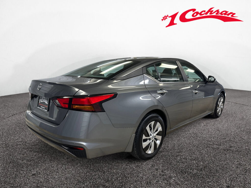 Used 2024 Nissan Altima 2.5 S FWD image 22