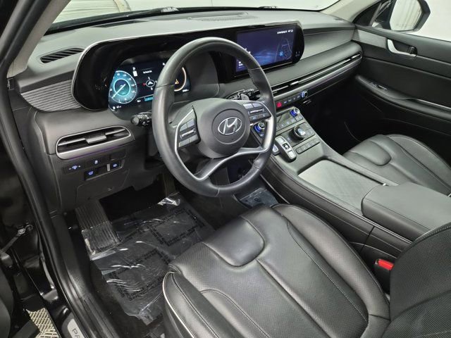 Used 2024 Hyundai Palisade Limited FWD image 21