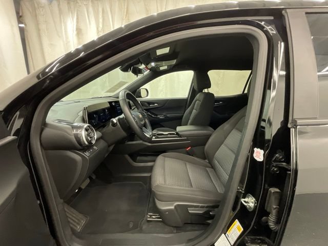 Used 2025 Chevrolet Equinox LT FWD image 10