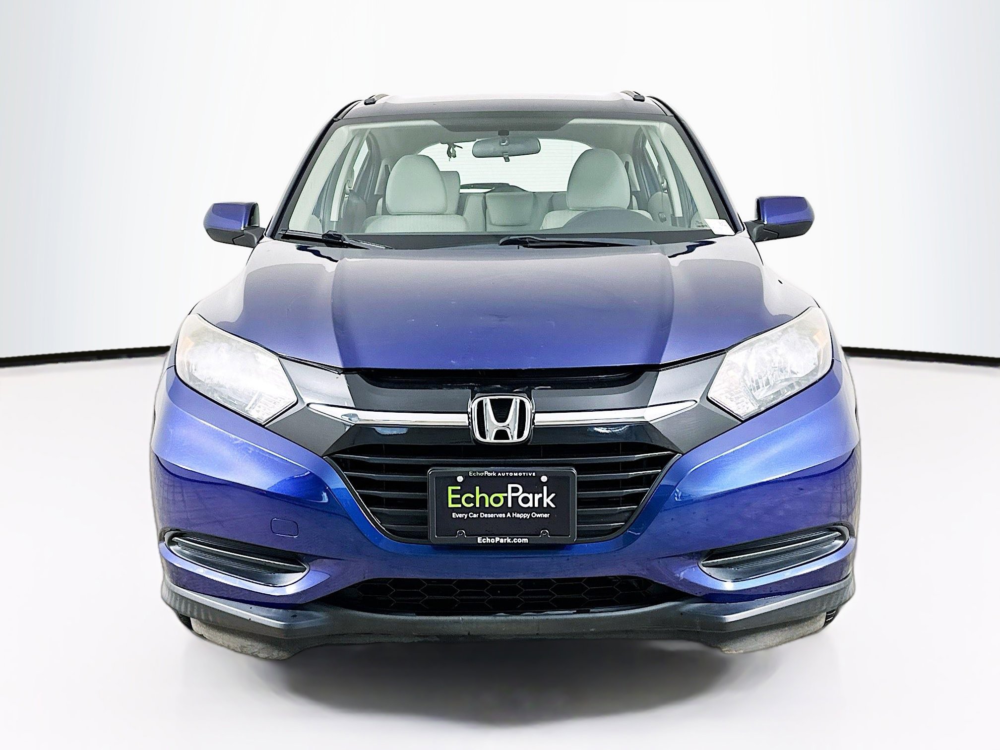 Used 2017 Honda HR-V LX image 2