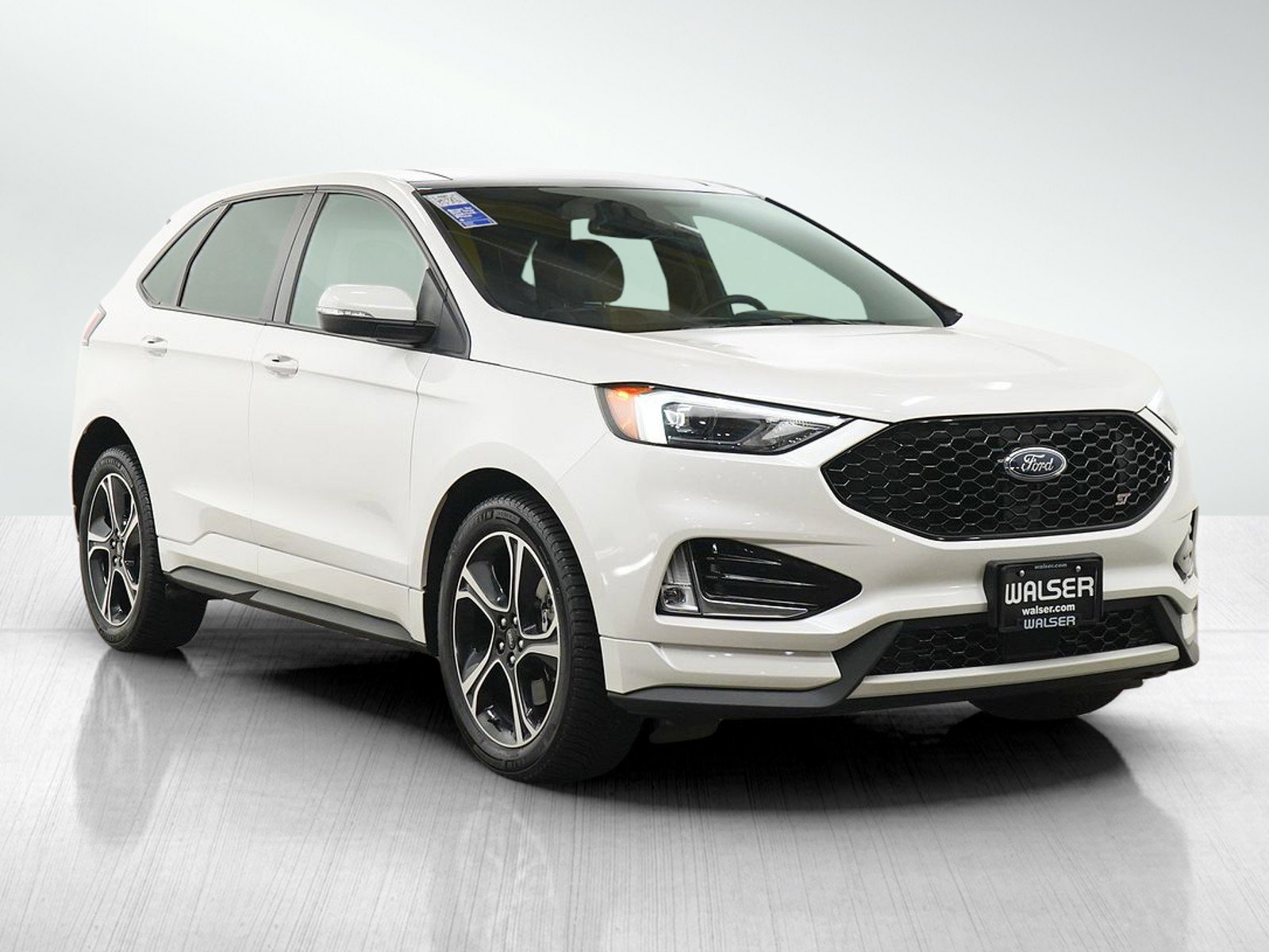 Used 2019 Ford Edge ST w/ Cold Weather Package AWD/4WD image 7