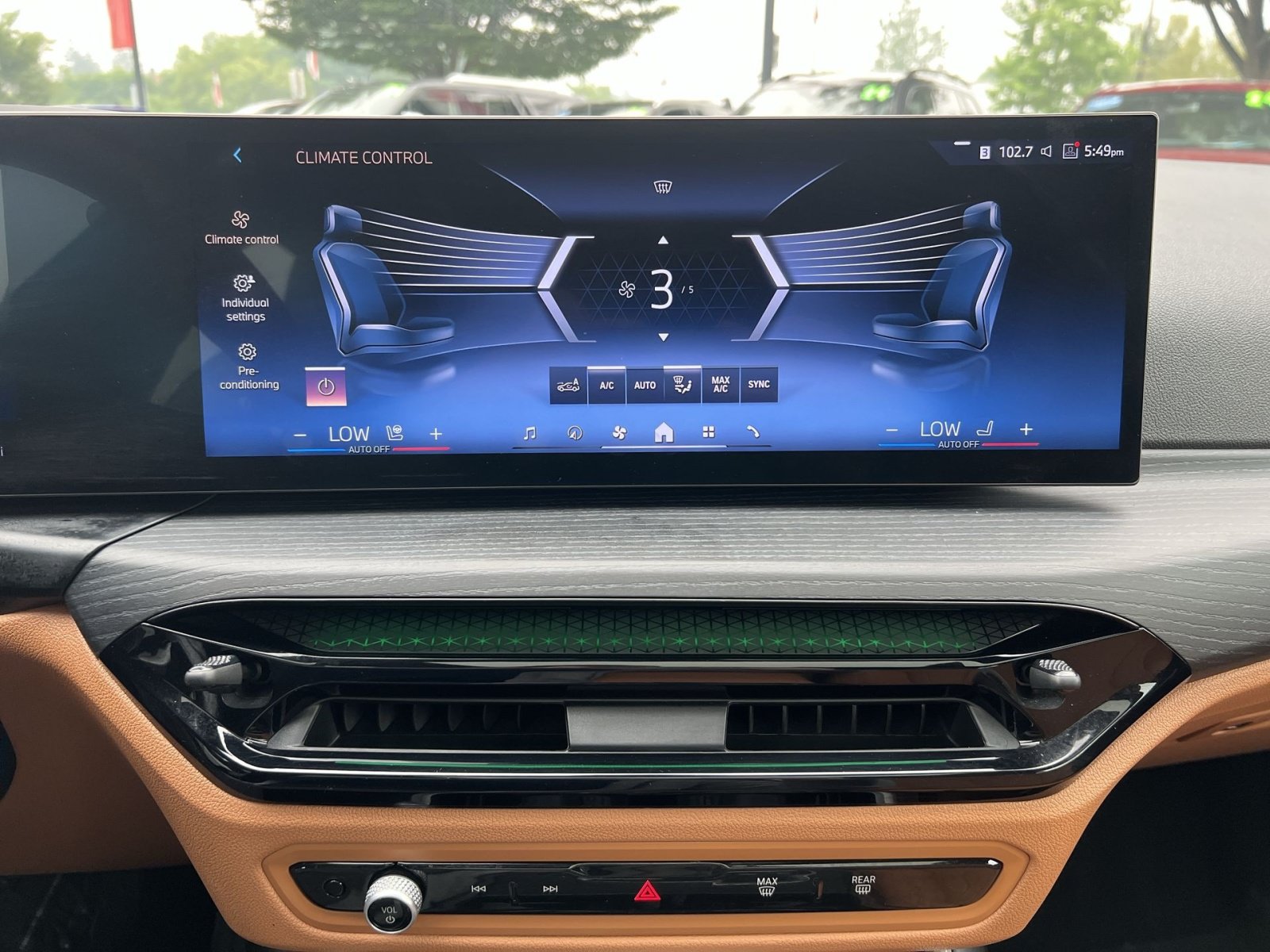 Used 2025 BMW i4 xDrive40i w/ Premium Package AWD/4WD image 21