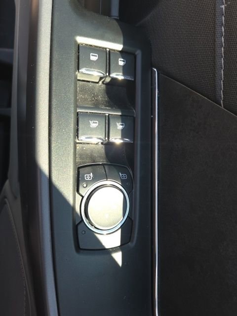 Used 2025 Ford F150 XLT w/ Equipment Group 301A Standard image 18