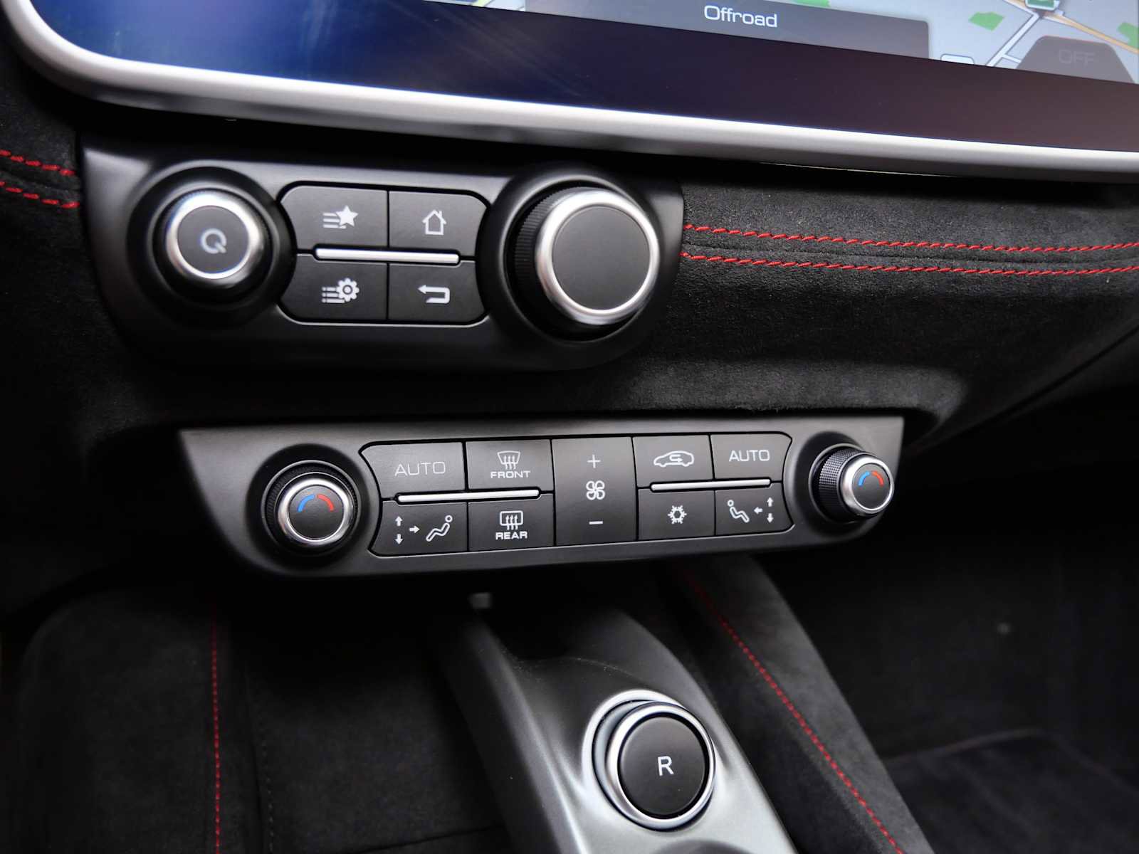 Certified 2022 Ferrari Portofino M image 25