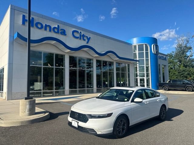 Certified 2023 Honda Accord EX image 2