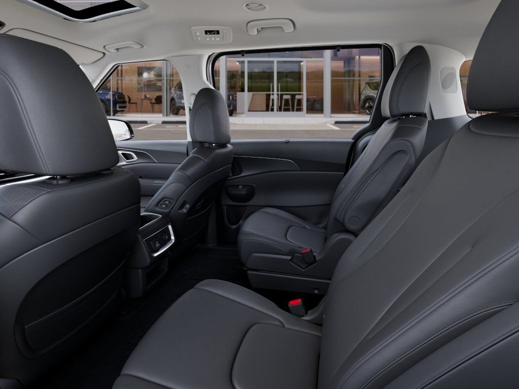 New 2027 Kia Carnival SX FWD image 18