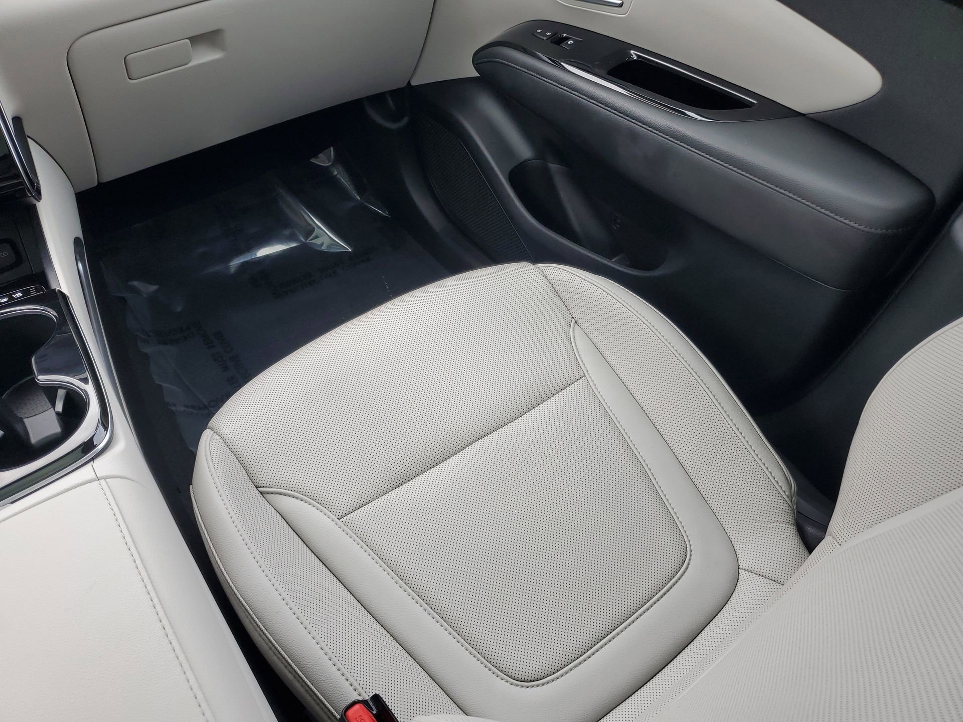 Used 2023 Hyundai Tucson Limited image 16