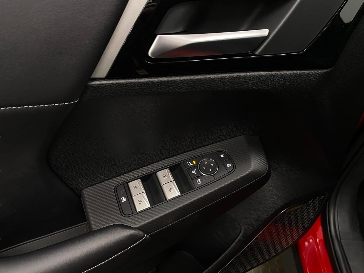 Used 2025 Mitsubishi Outlander SE image 34