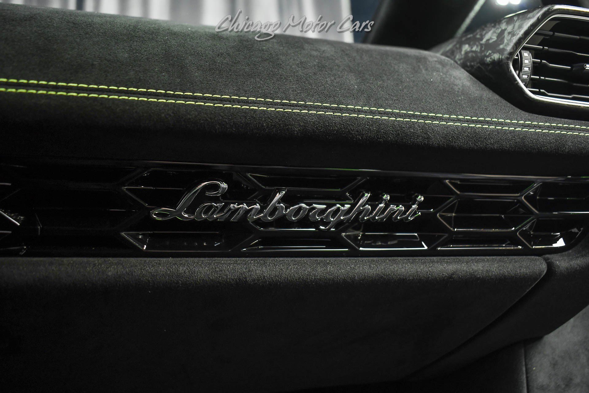 Used 2018 Lamborghini Huracan Performante image 22