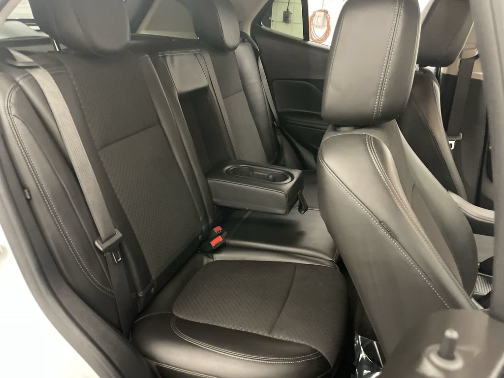 Used 2022 Buick Encore Preferred w/ Safety Package AWD/4WD image 19