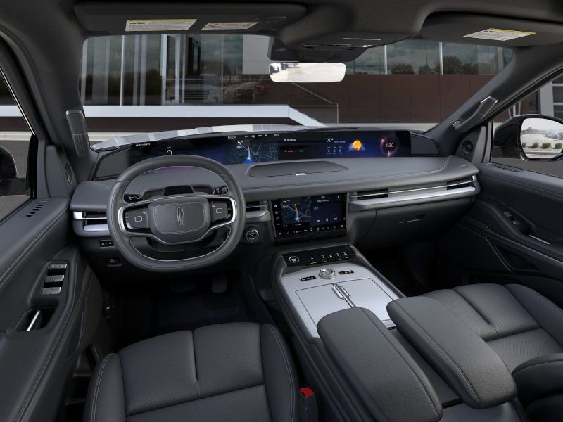 New 2025 Lincoln Navigator Reserve w/ Jet Appearance Package AWD/4WD image 9