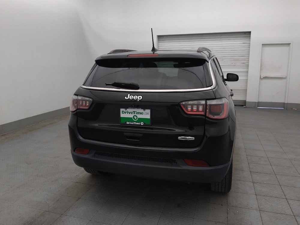 Used 2019 Jeep Compass Latitude w/ Popular Equipment Group FWD image 7