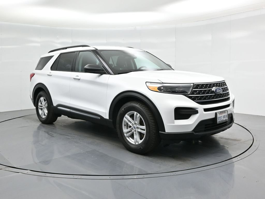 Certified 2021 Ford Explorer XLT image 1