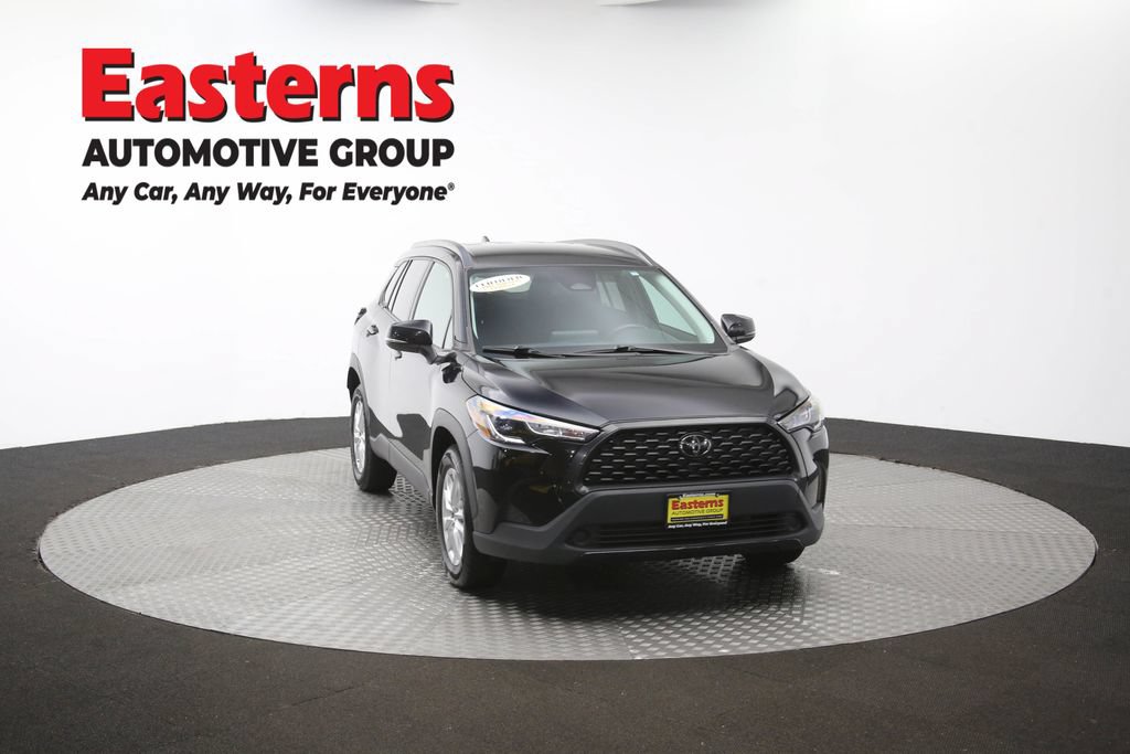 Used 2024 Toyota Corolla Cross LE FWD image 51