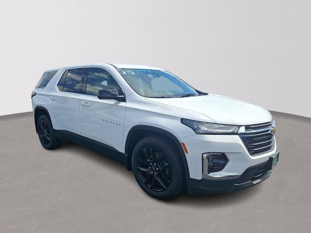 Certified 2023 Chevrolet Traverse LS FWD image 3