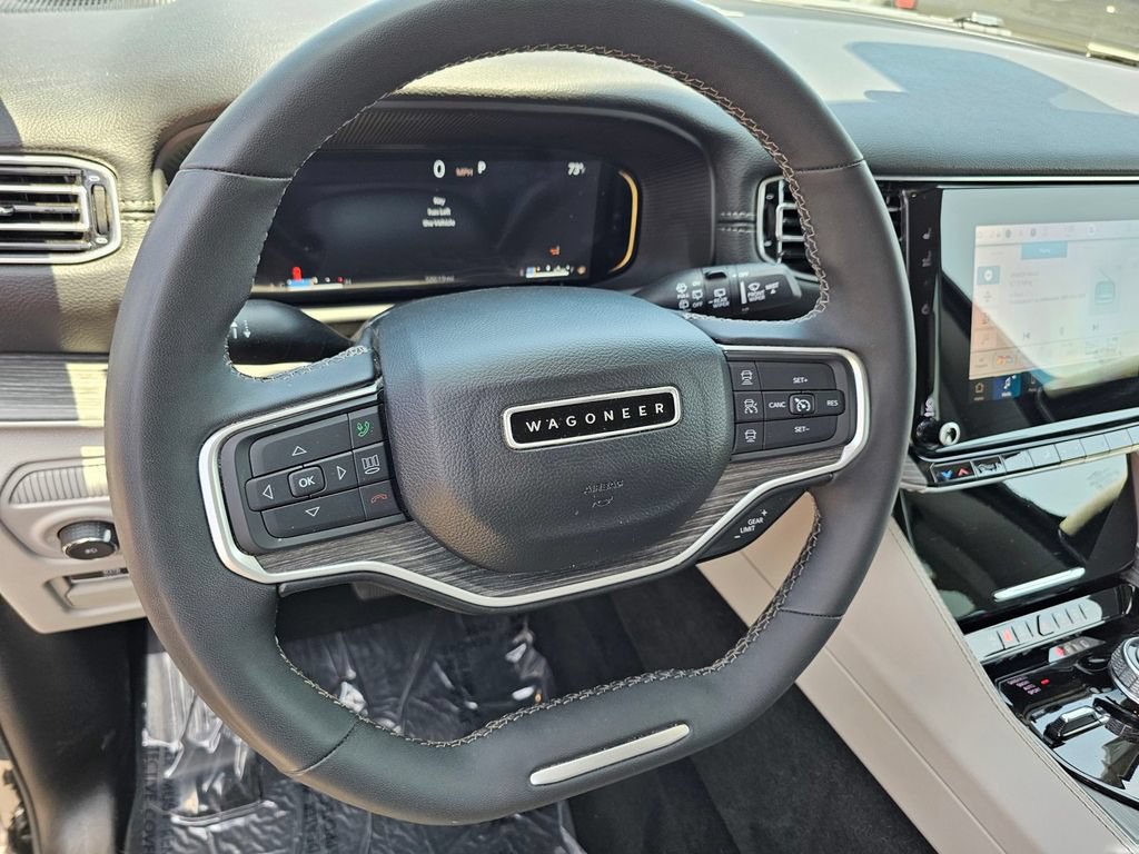 Used 2024 Jeep Wagoneer Series III AWD/4WD image 28
