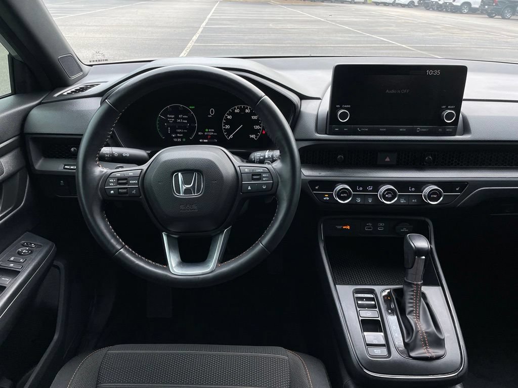 Used 2025 Honda CR-V Sport image 11