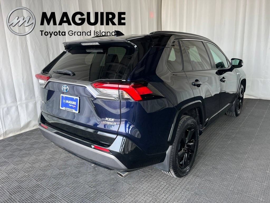 Used 2021 Toyota RAV4 XSE AWD/4WD image 32