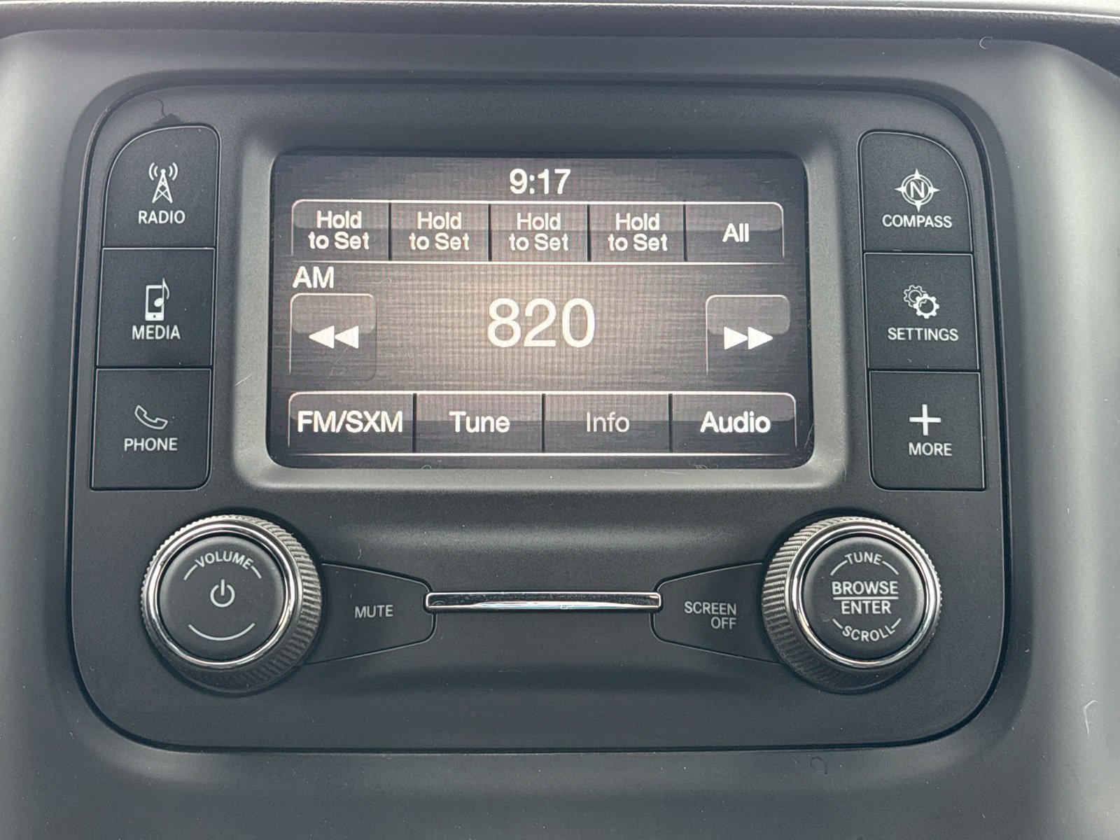 Used 2024 RAM 2500 Tradesman w/ Chrome Appearance Group AWD/4WD image 18