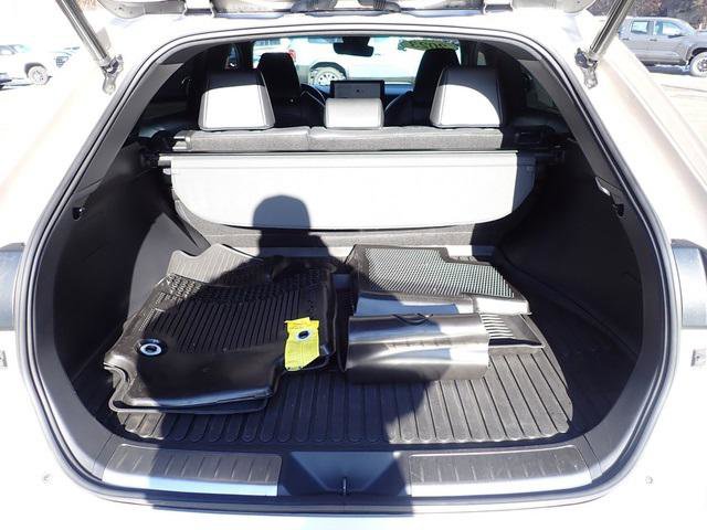 Certified 2023 Toyota Venza XLE image 6