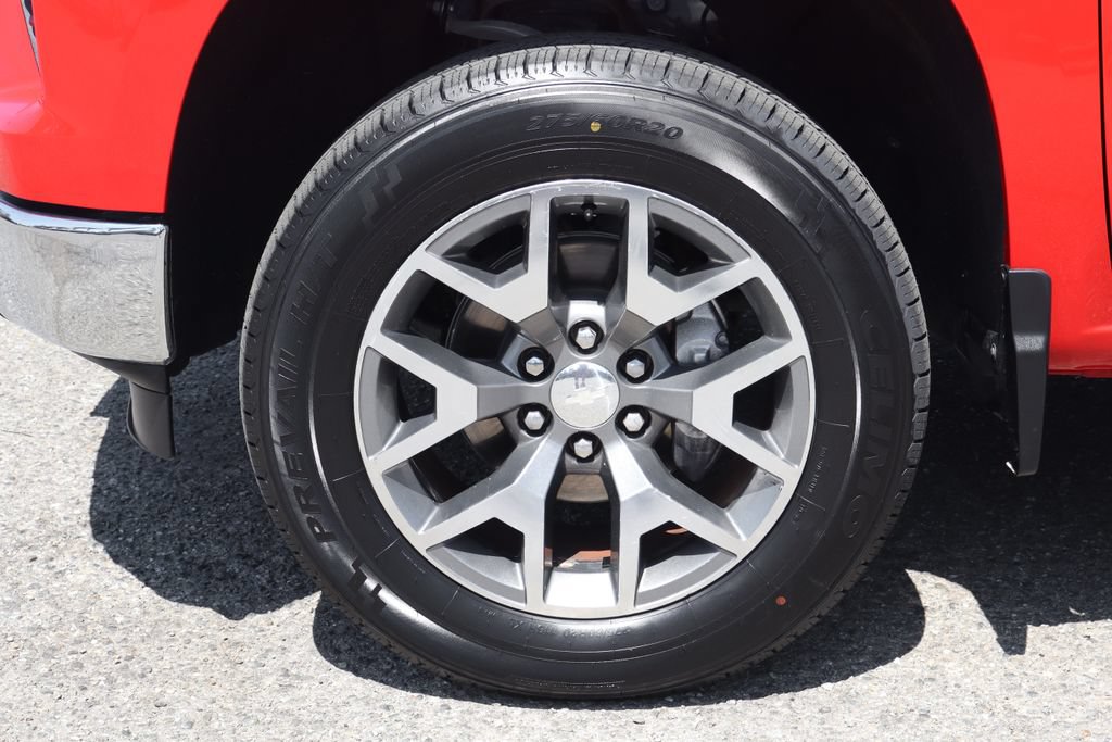 Used 2025 Chevrolet Silverado 1500 LT RWD image 43