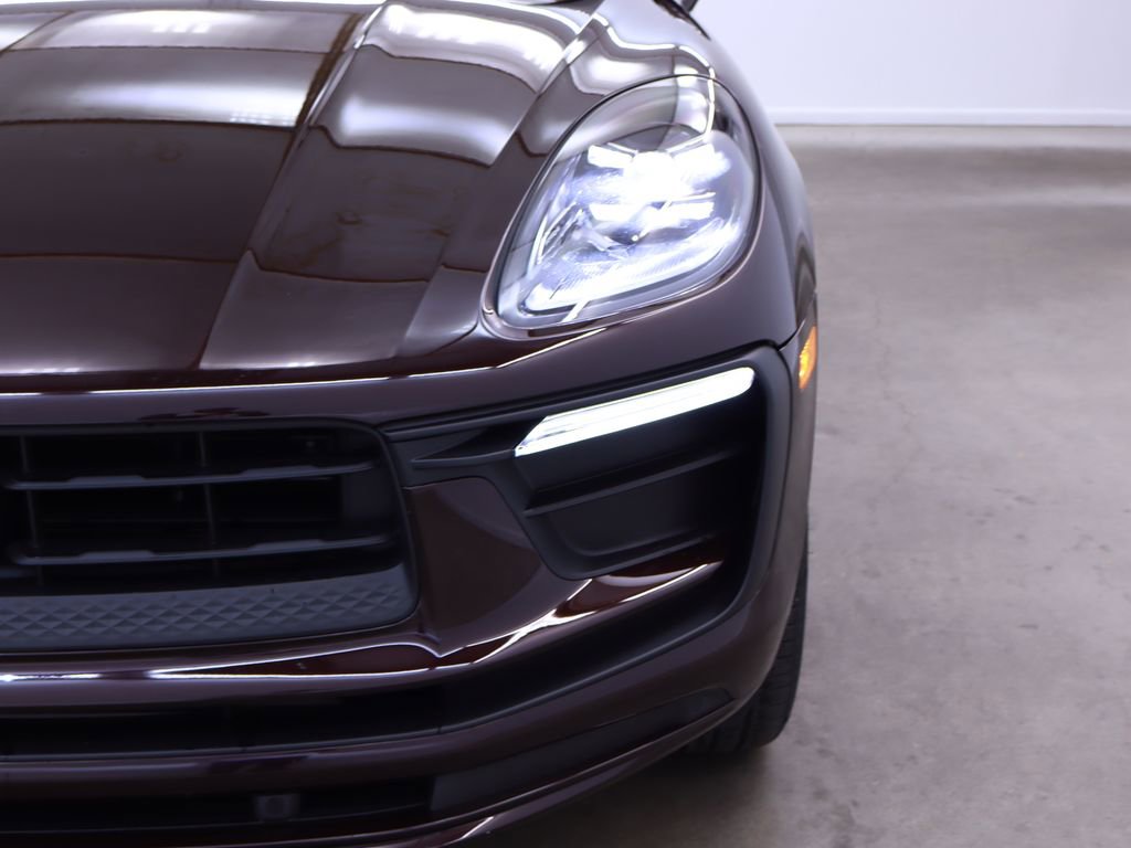 New 2024 Porsche Macan image 11