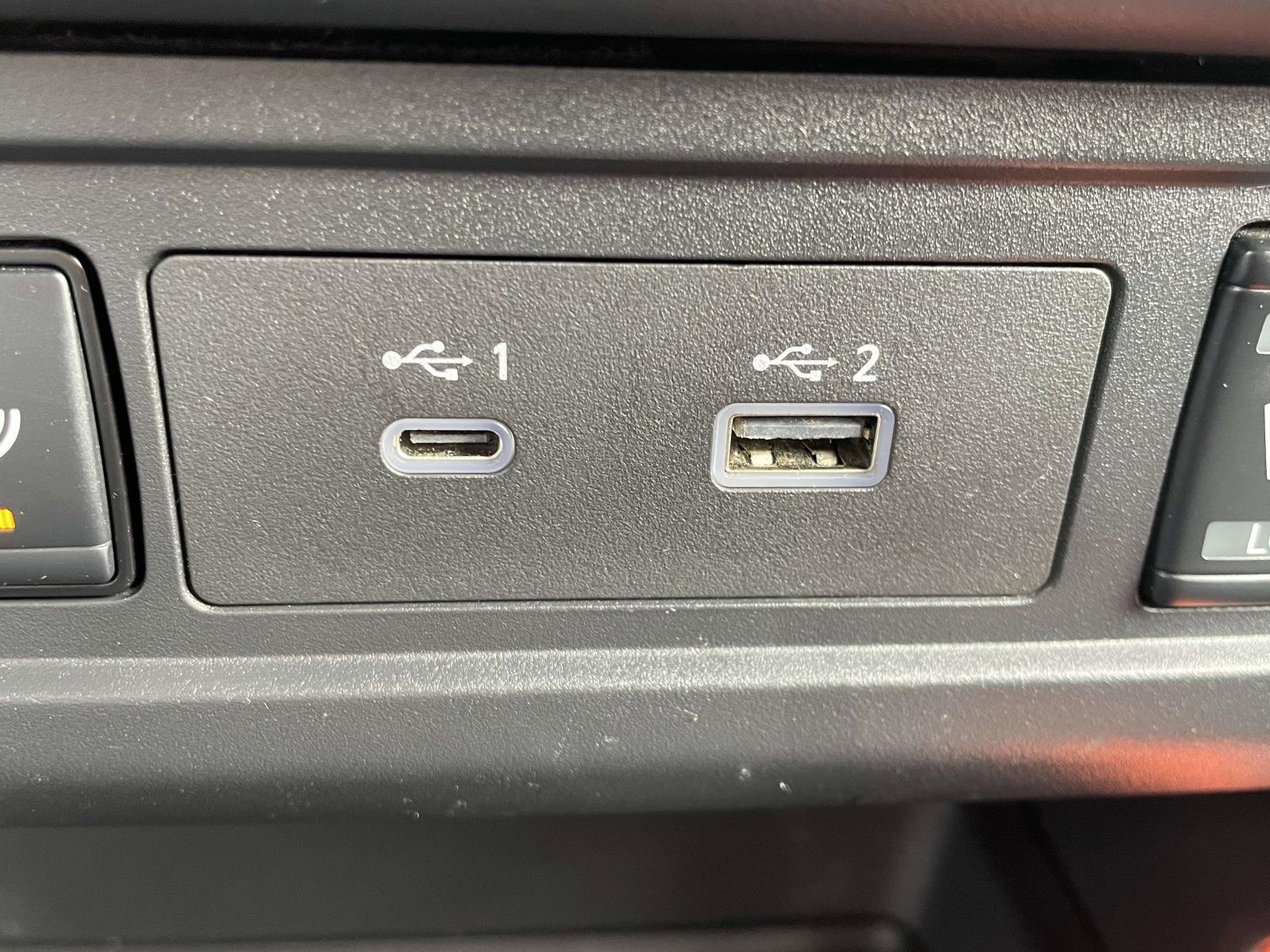 Used 2022 Nissan Frontier PRO-4X image 19