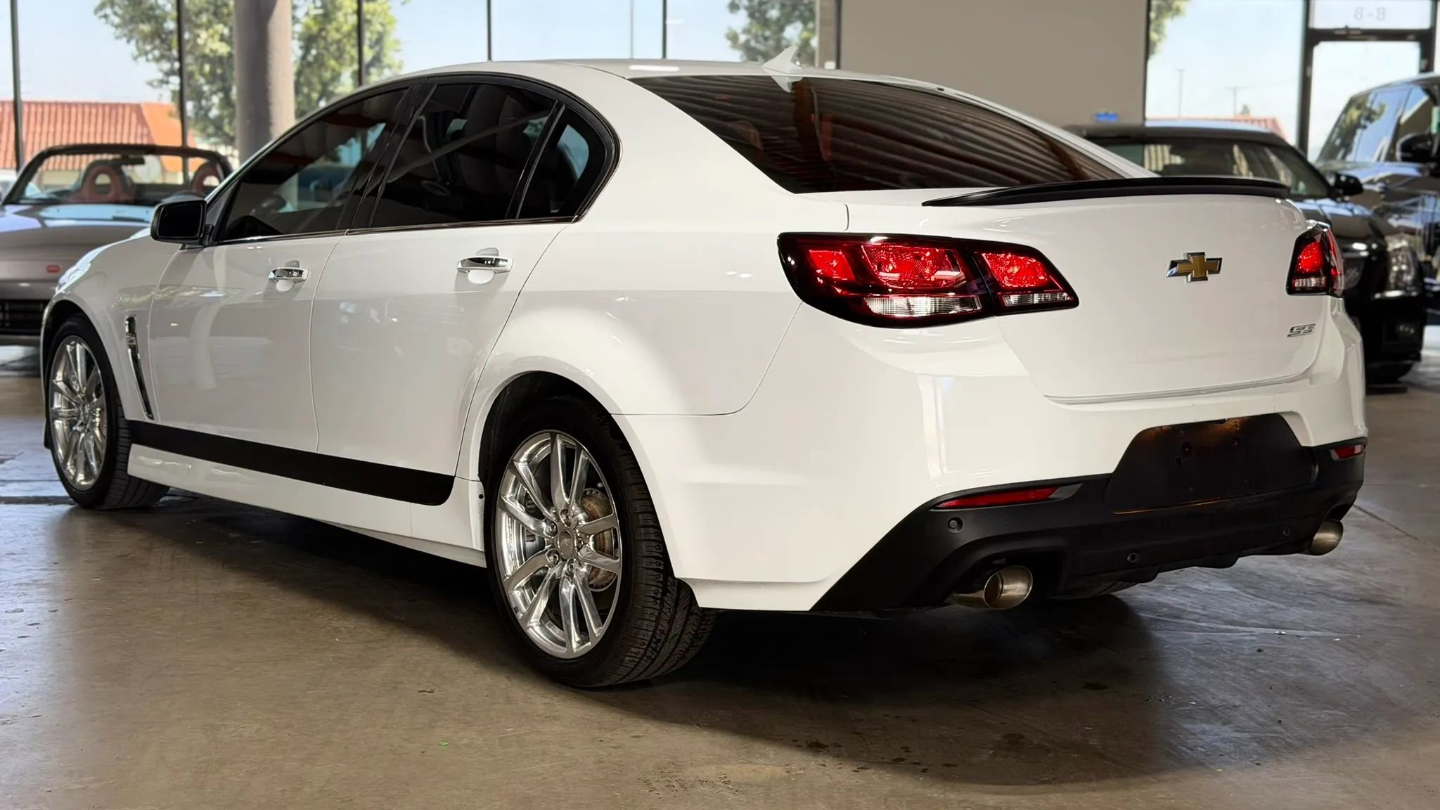 Used 2014 Chevrolet SS RWD image 7
