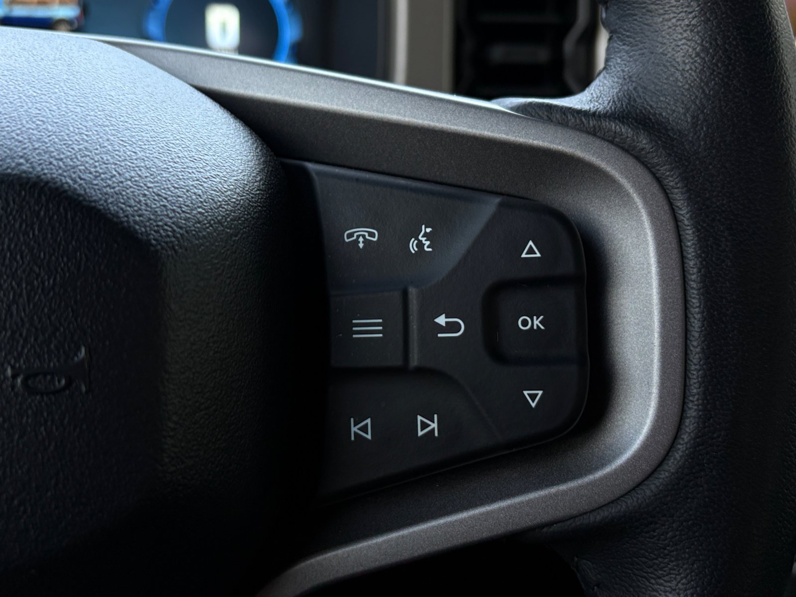 Used 2025 Ford Bronco Outer Banks AWD/4WD image 17