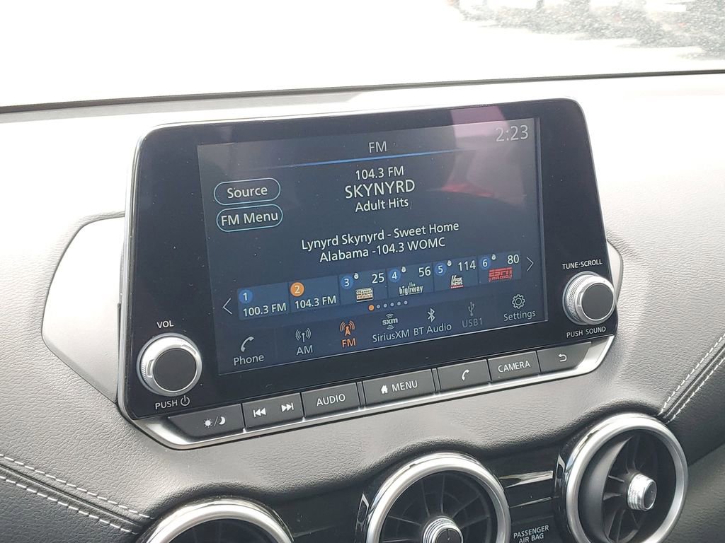 Used 2024 Nissan Sentra SV FWD image 17