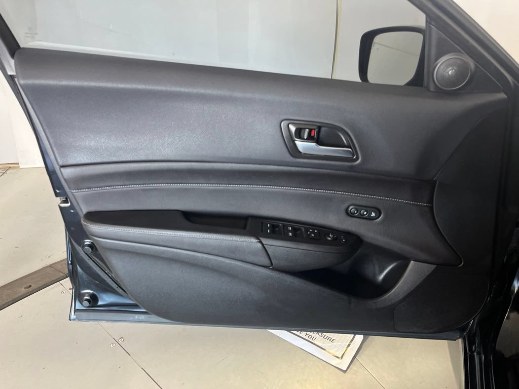 Used 2020 Acura ILX w/ Premium & A-SPEC Package FWD image 26