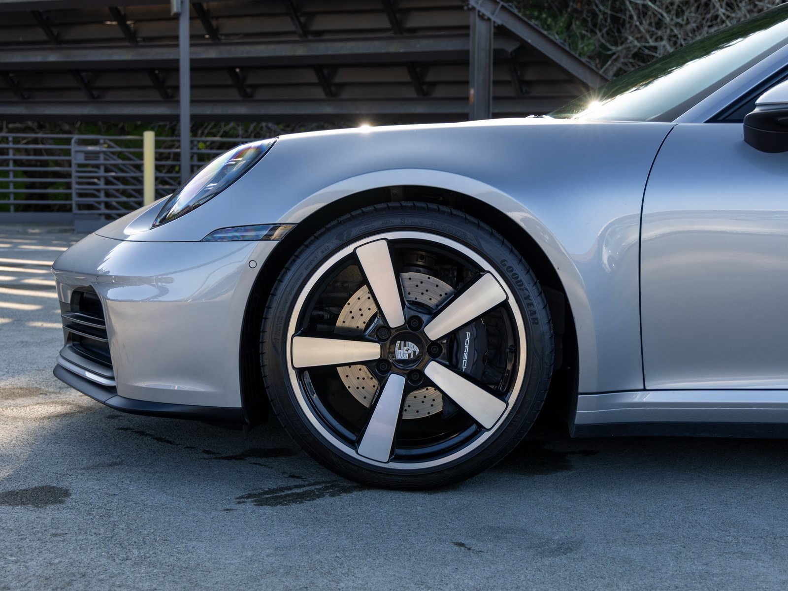 Certified 2025 Porsche 911 Carrera image 13