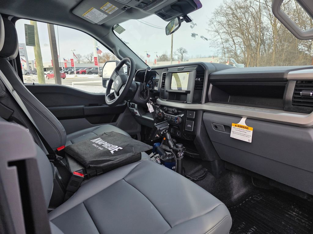 New 2026 Ford F550 4x4 Supercab Super Duty image 50