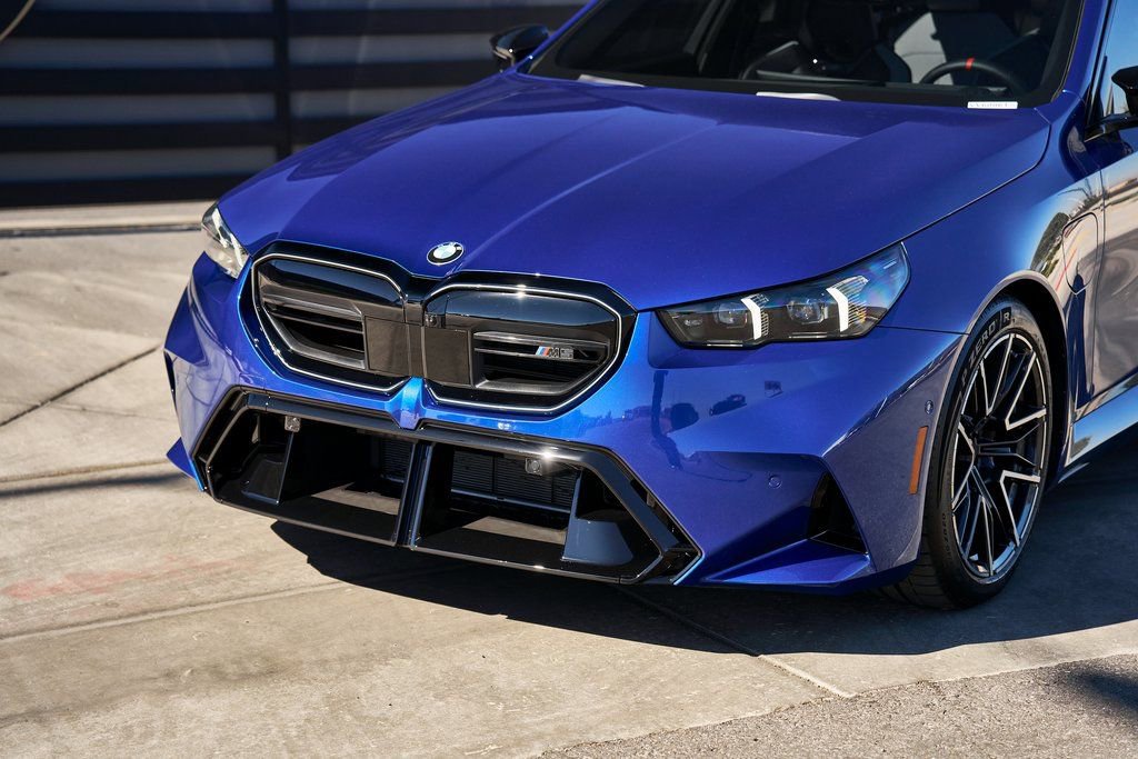 Used 2025 BMW M5 Touring AWD/4WD image 5