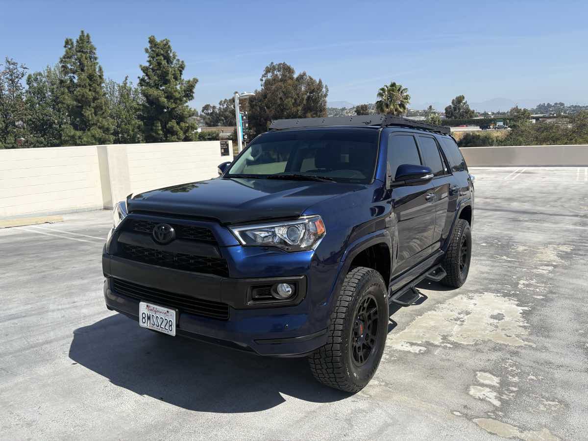 Used 2018 Toyota 4Runner Limited image 4